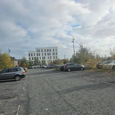 Apartment Station Gare